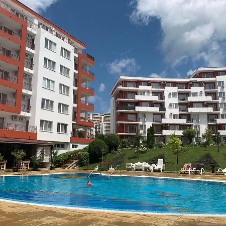 Noks Panorama I Marina * Елените